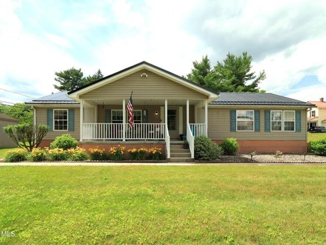 House for sale in Blair, Pennsylvania