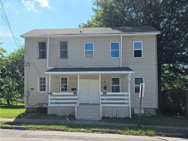 House for sale in New Castle, Pennsylvania