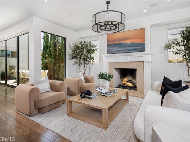 House for sale in Corona Del Mar, California