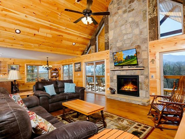 House for sale in Gatlinburg, East Tennessee