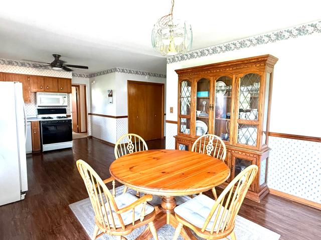 House for sale in North Aurora, Illinois