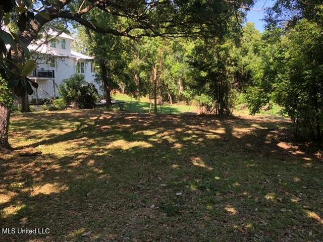 Land for sale in Ocean Springs, Mississippi
