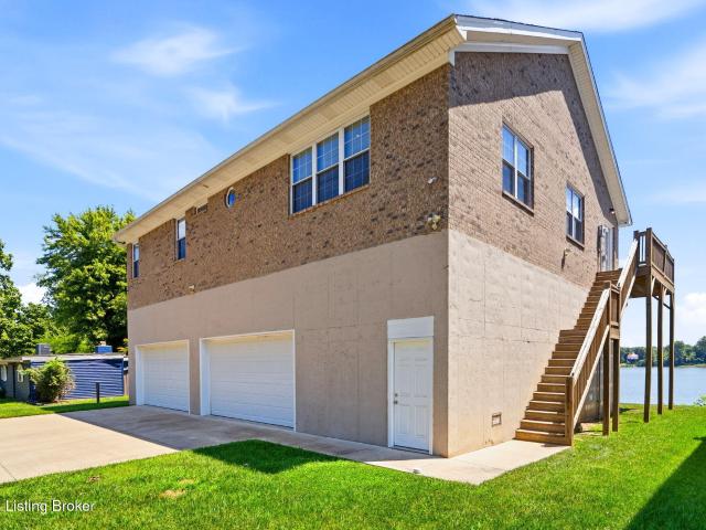 House for sale in Indiana