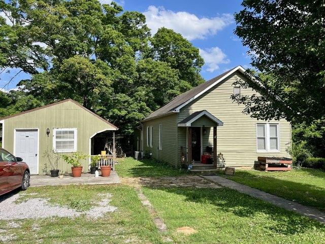 House for sale in Cobden, Illinois