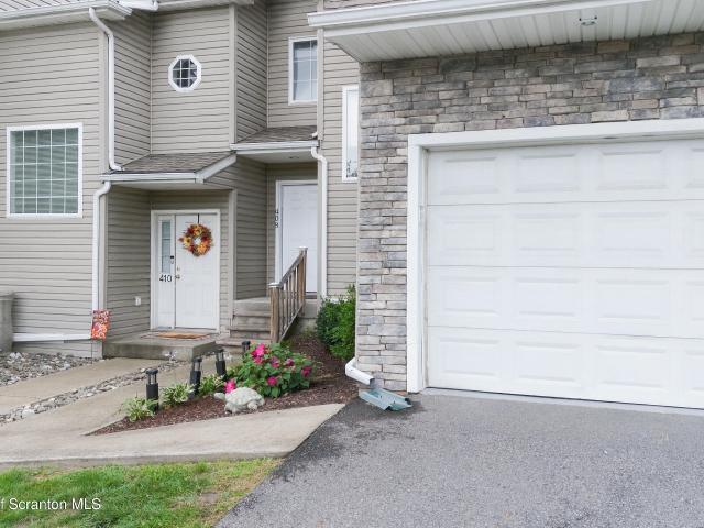 Townhouse for sale in Keyser Valley, Scranton