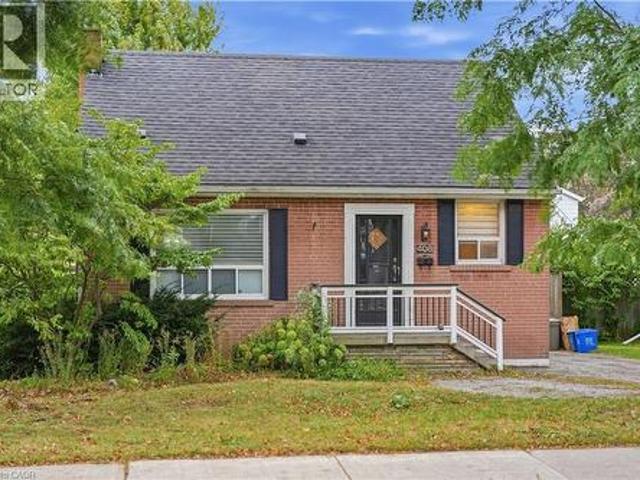 House for sale in Ancaster, Ontario