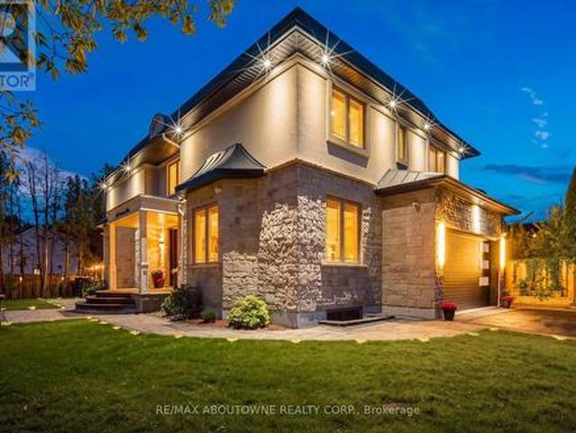 House for sale in Oakville, Ontario