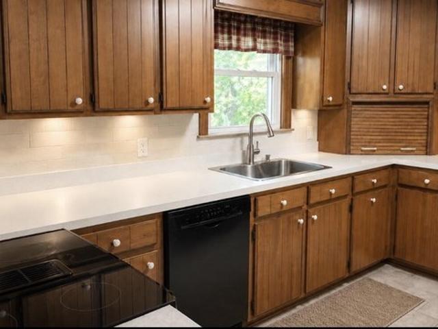 House for sale in Saint Matthews, South Carolina