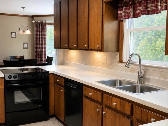 House for sale in Saint Matthews, South Carolina