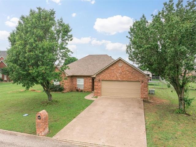 House for sale in Bells, Texas