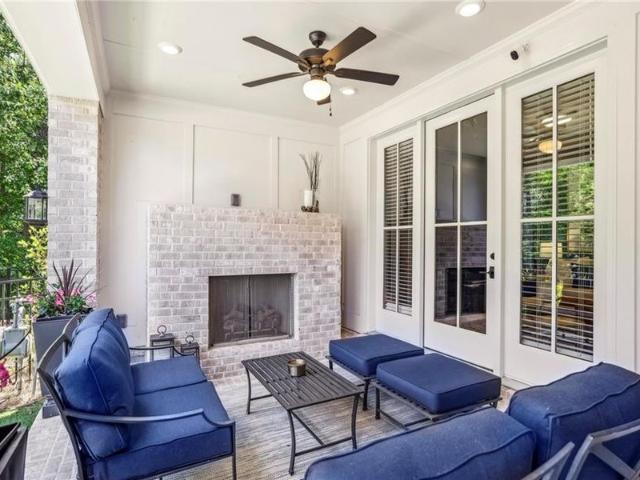 Townhouse for sale in Alpharetta