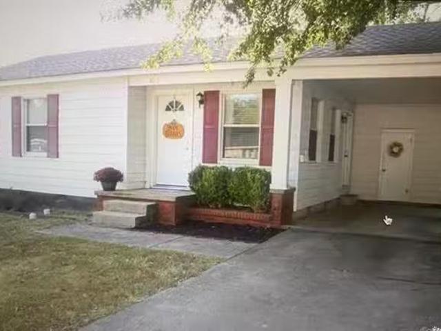 Condo for rent in Benton