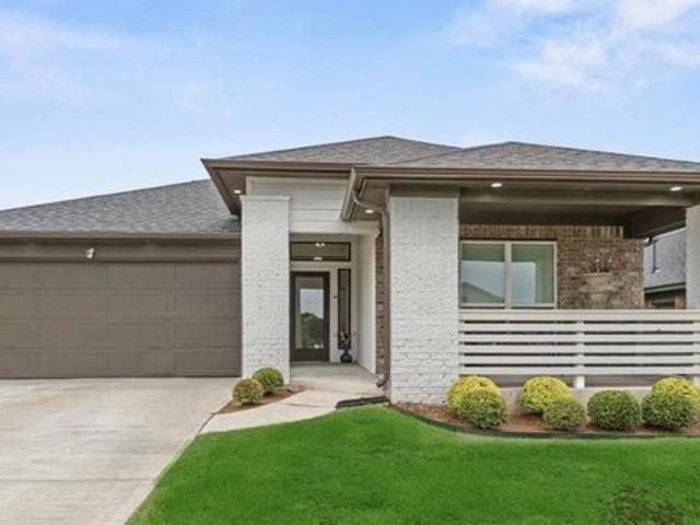 House for sale in Yukon, Oklahoma