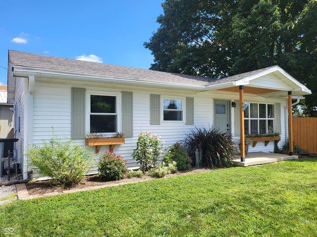 House for sale in Lizton, Indiana