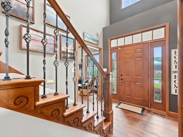 House for sale in Leesburg, Indiana