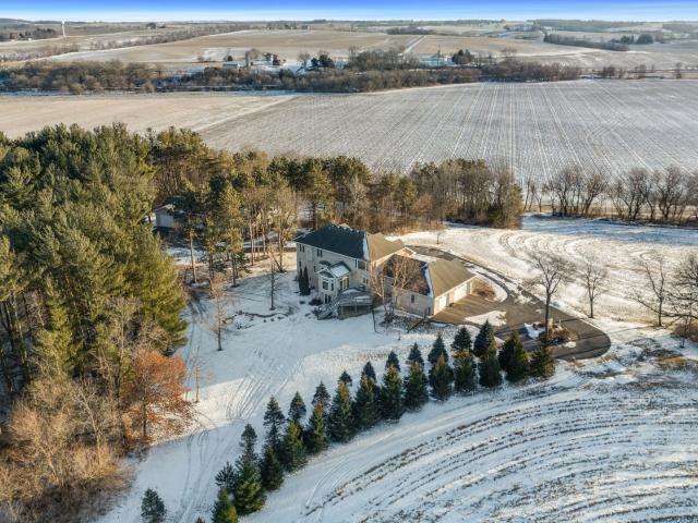 House for sale in Leaf River, Illinois