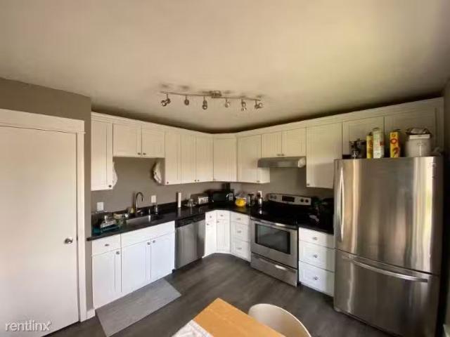 Condo for rent in Seattle