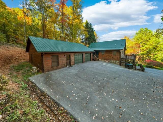 House for sale in Sevierville, East Tennessee
