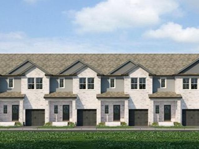 Townhouse for sale in Oakwood, Georgia