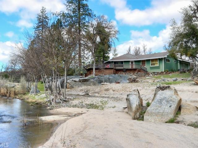 House for sale in Ahwahnee