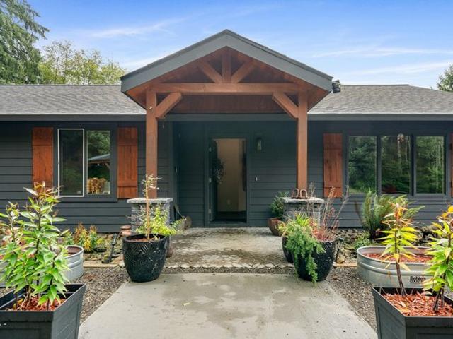 House for sale in Oregonia