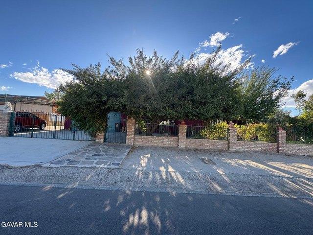 House for sale in Littlerock, California