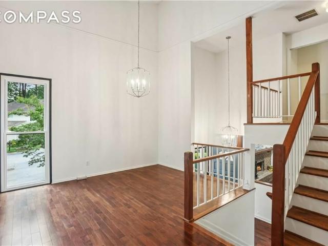 Townhouse for sale in Marietta