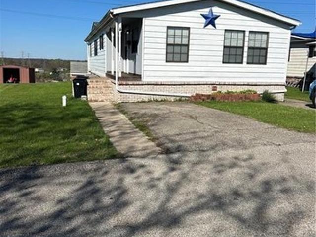 House for sale in Elizabeth, Pennsylvania