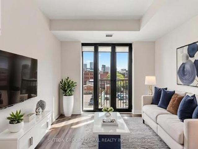 Condo for sale in Spadina—Fort York, Toronto