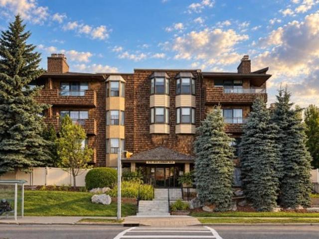 Condo for sale in Varsity, Calgary
