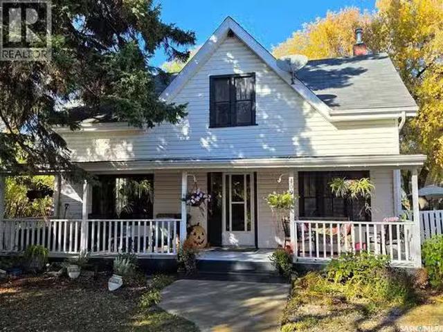 House for sale in Meadow Lake