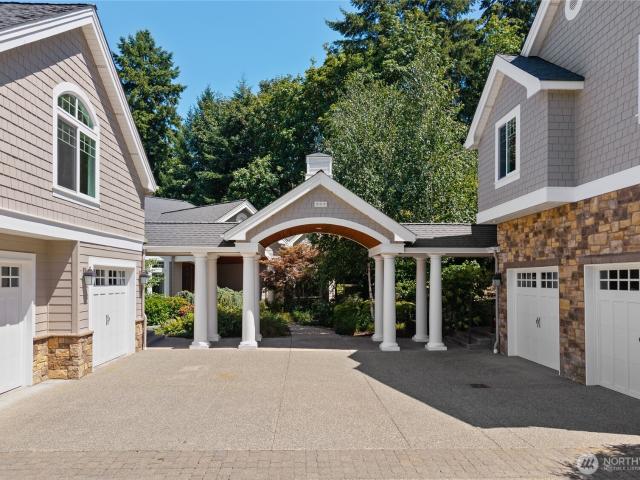 House for sale in Fox Island, Washington