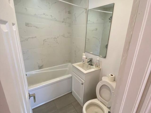 Apartment for rent in Cote-saint-luc, Quebec