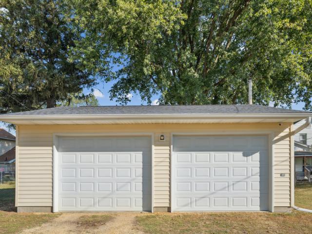 House for sale in De Witt, Iowa