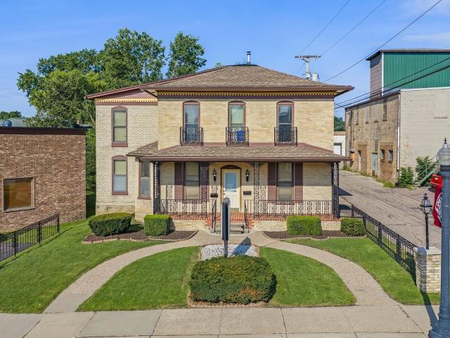 Commercial for sale in Baraboo, Wisconsin