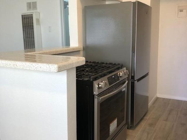 Apartment for rent in Huntington Beach, California