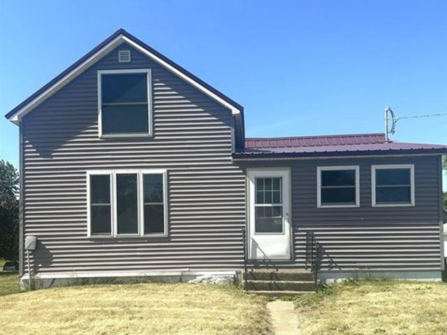 House for sale in Oxford Junction, Iowa