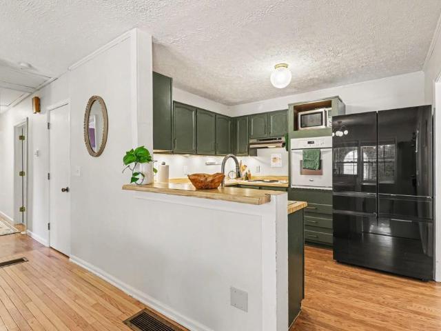 House for sale in Lilburn, Georgia