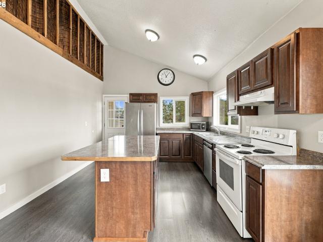 House for sale in Rainier, Columbia County