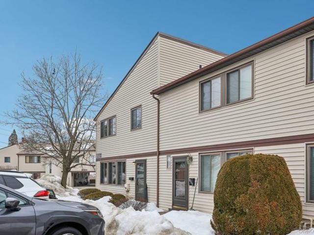 Condo for sale in Rockland, New York