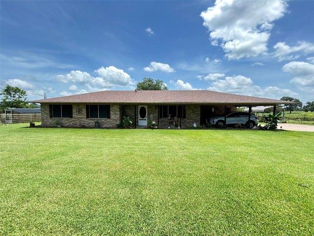 House for sale in Brashear, Texas