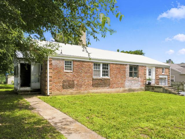 House for sale in Bolivar, Missouri