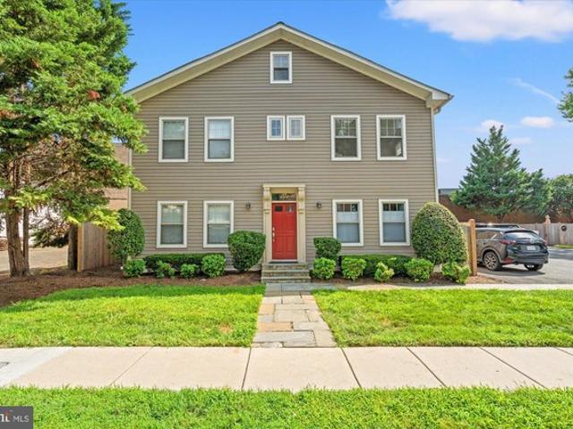 Condo for sale in Alexandria, Virginia