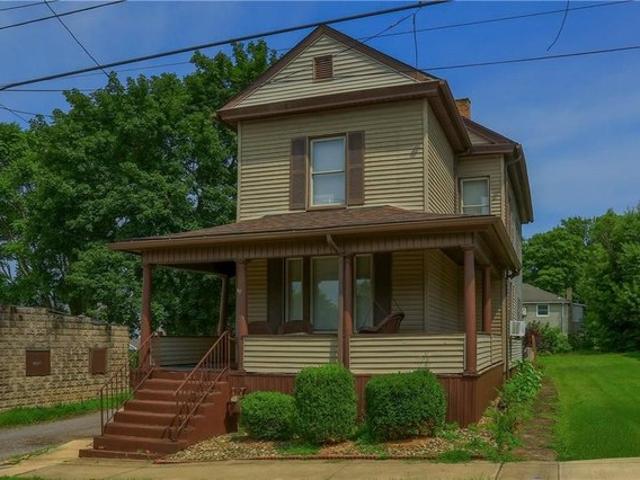 House for sale in New Castle, Pennsylvania