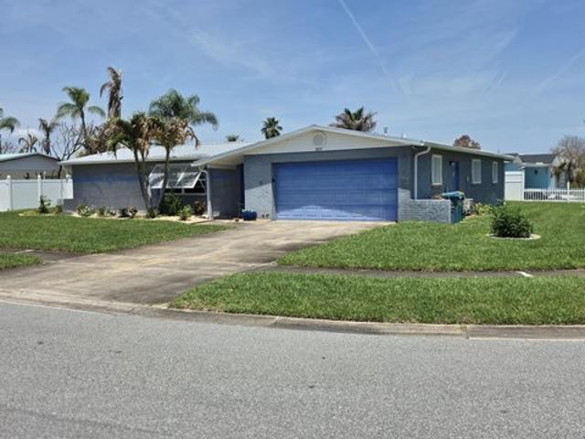 House for sale in Satellite Beach, Brevard County