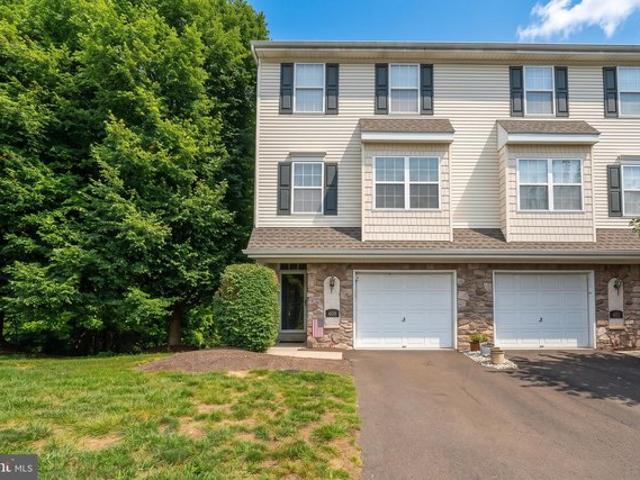 Condo for sale in Dresher, Pennsylvania