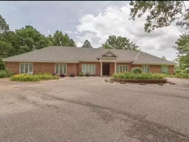 House for sale in Montgomery