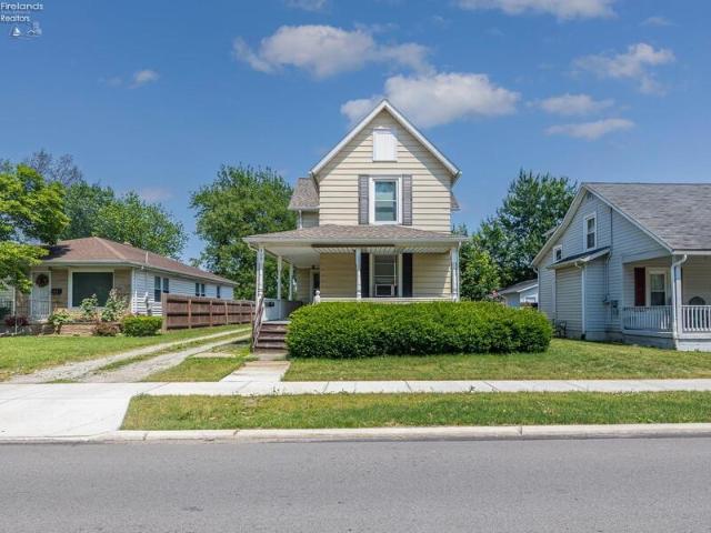 Duplex for sale in Elyria Duplex for sale in Elyria