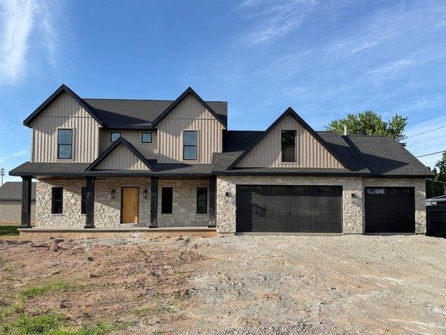 House for sale in Combined Locks, Wisconsin