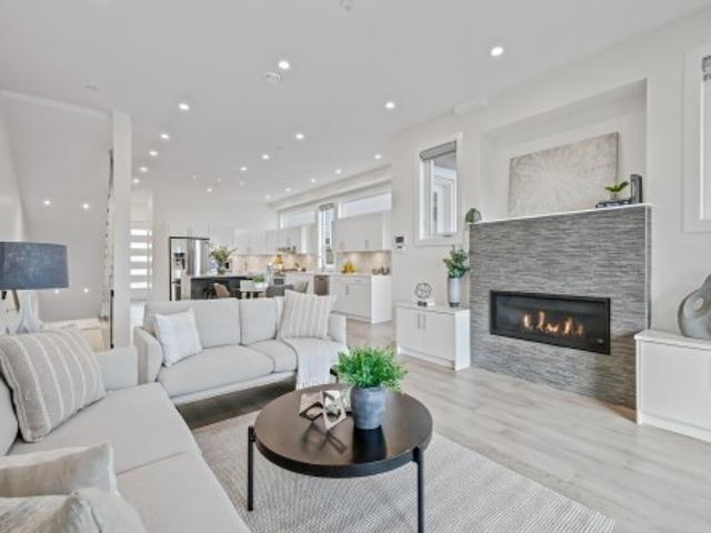 Duplex for sale in Lower Lonsdale, North Vancouver